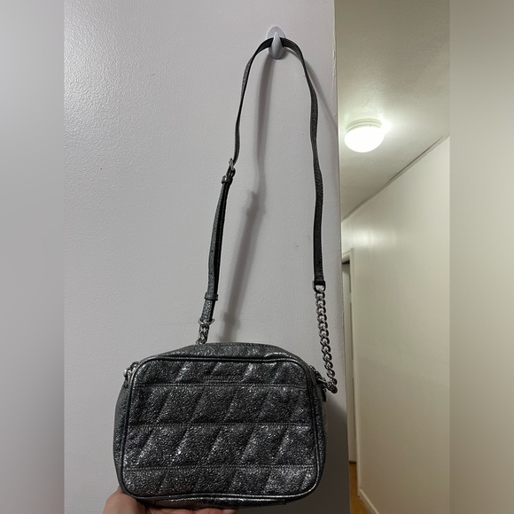 Michael Kors GINNY Quilted PEWTER Gray Metallic Leather Crossbody Bag Purse - Picture 1 of 5